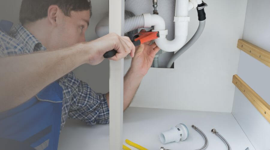 Professional sink repair in Oakland, IL